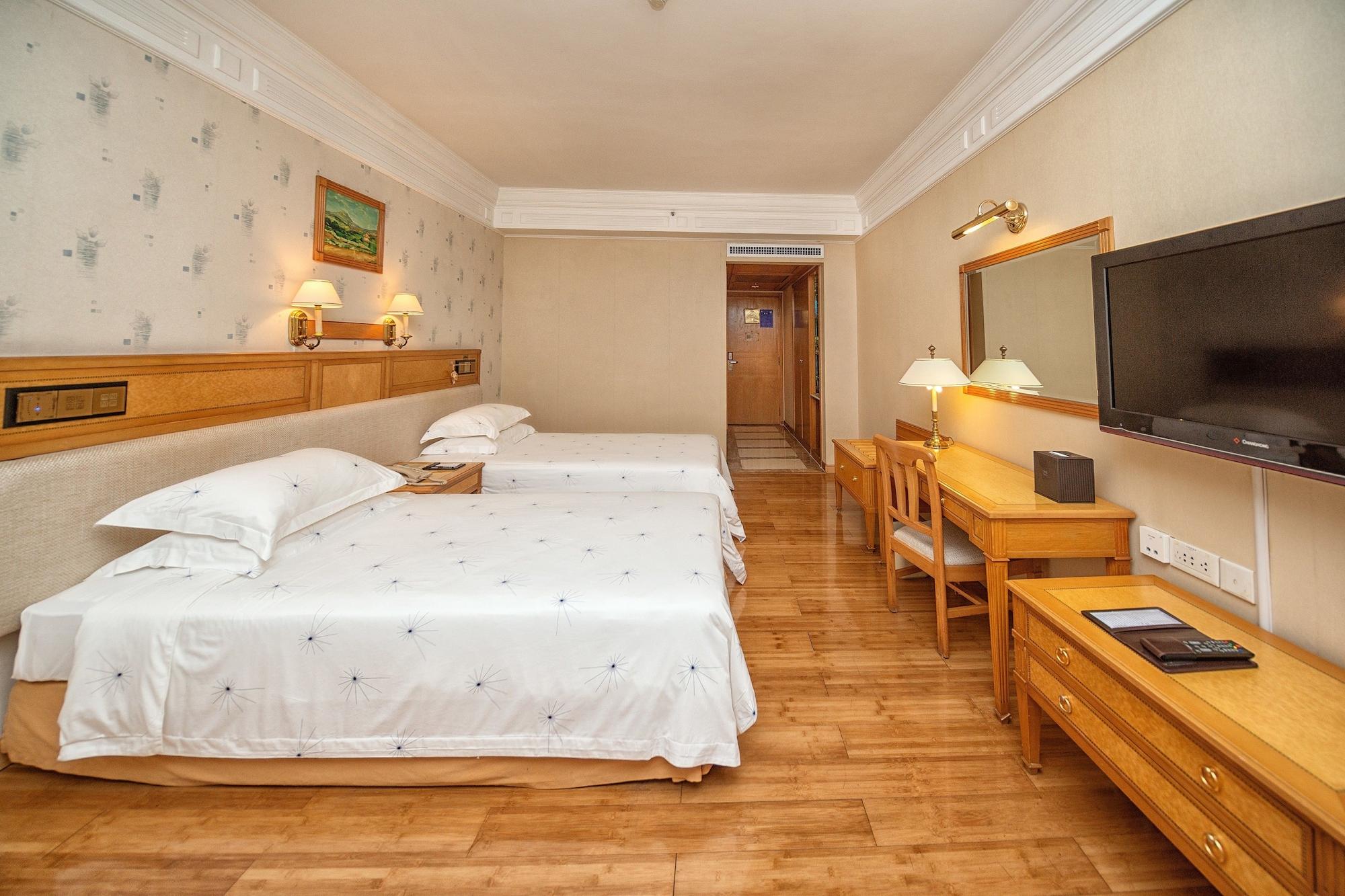 Hotel Silverland Dongguan  Buitenkant foto