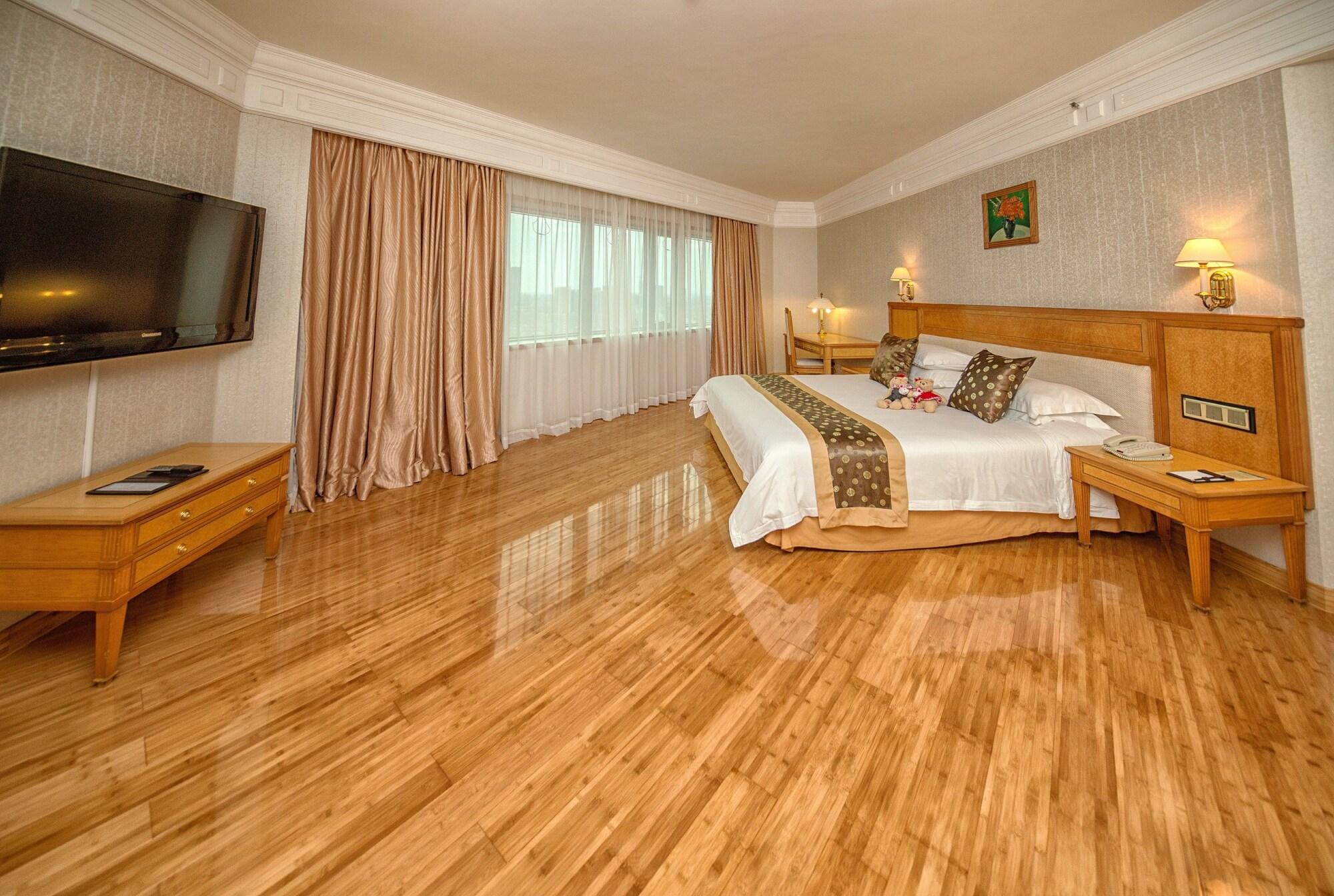 Hotel Silverland Dongguan  Buitenkant foto