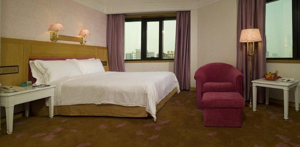 Hotel Silverland Dongguan  Buitenkant foto