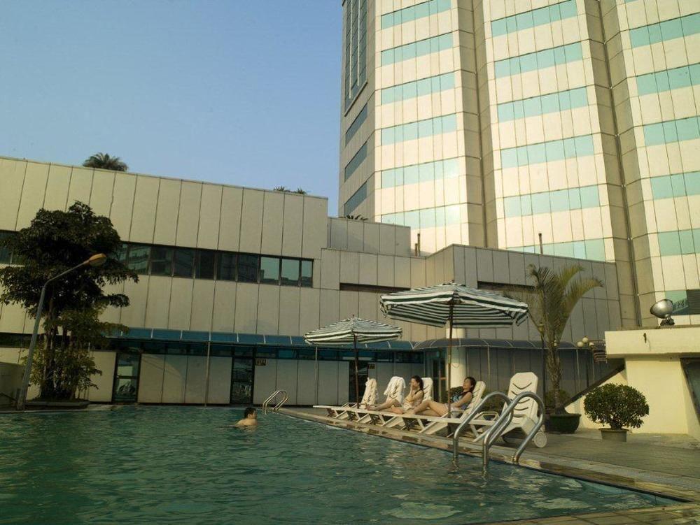 Hotel Silverland Dongguan  Buitenkant foto