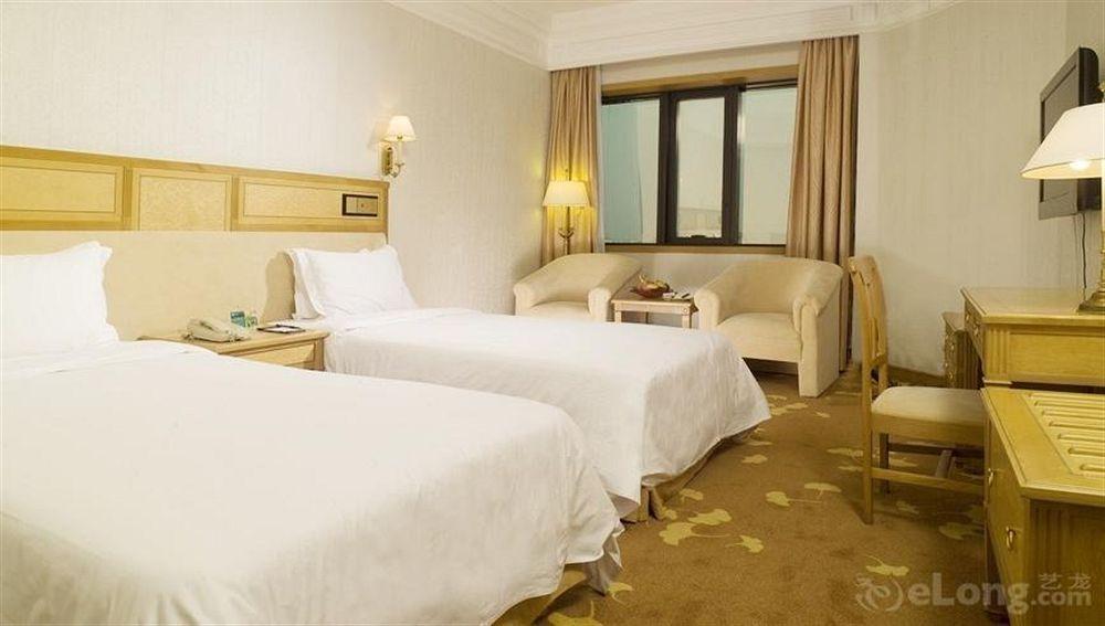 Hotel Silverland Dongguan  Buitenkant foto