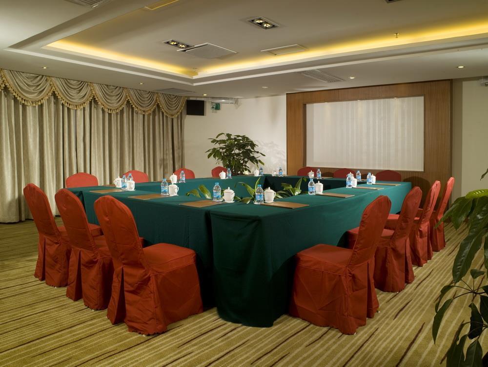 Hotel Silverland Dongguan  Buitenkant foto